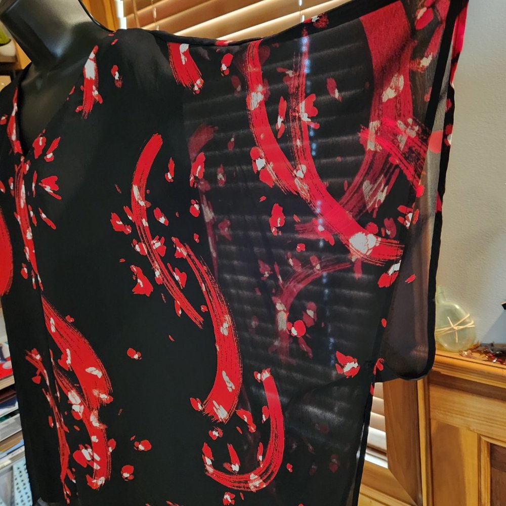 Asymetrical Flutter-Sleeved Layered Top - image 3